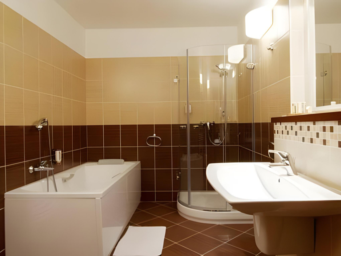 Bathroom 4, Equitana Hotel Resort, Příbram