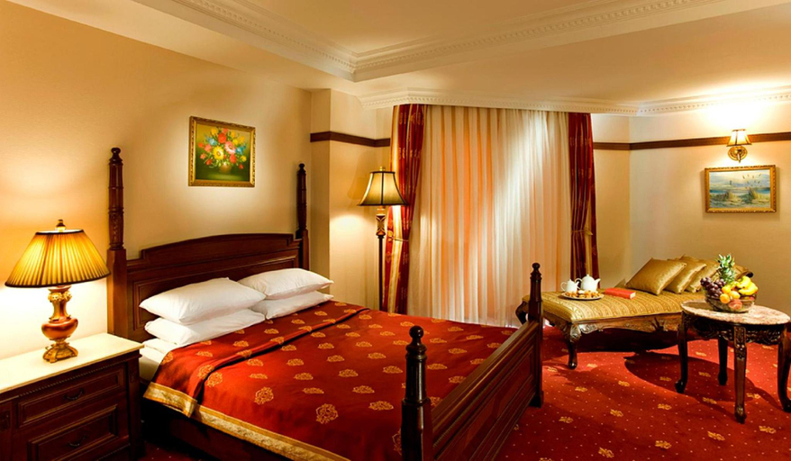 Bedroom 3, Delphin Palace, Antalya