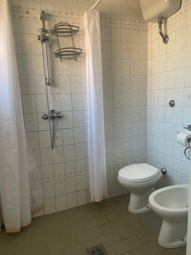Bathroom 4, Albergo Anna, Rome