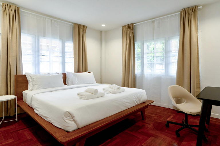 Bedroom 5, AIRI Home,3BR near Thapae and walking str old town CNX, Muang Chiang Mai