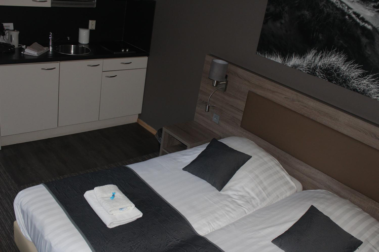 Bedroom 3, Hotel Restaurant 't Klokje, Schouwen-Duiveland