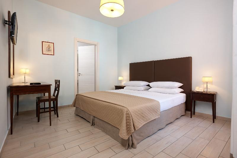 Bedroom 2, Sea Breeze Residence, Napoli