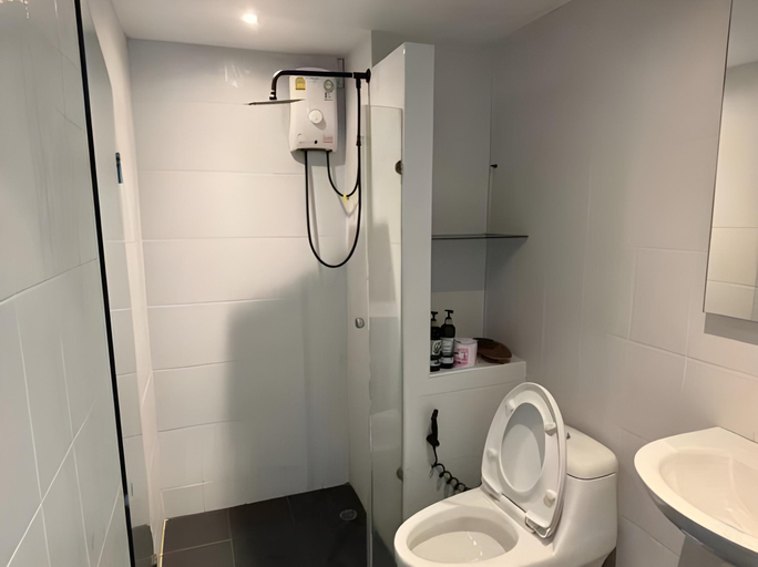 Bathroom 3, Watket Hotel, Muang Chiang Mai