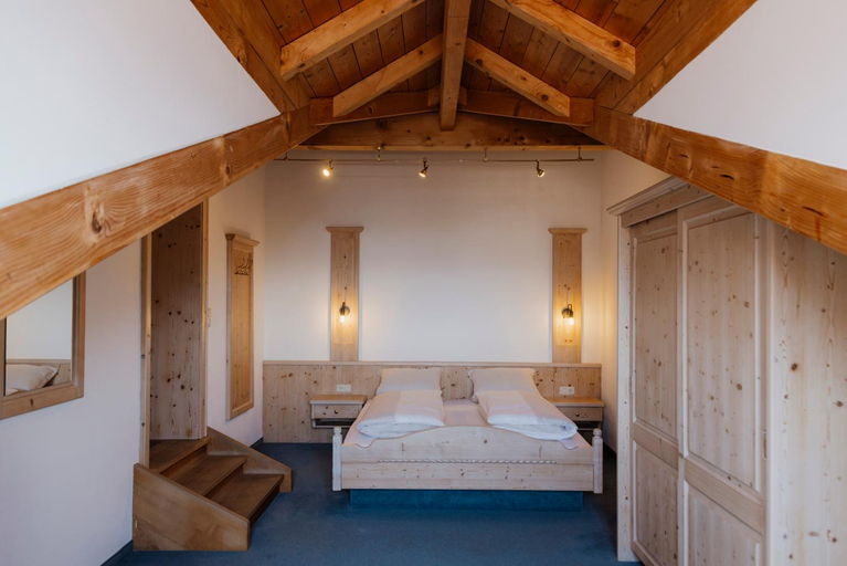 Bedroom 4, ALPENHOF Westerbuchberg, Traunstein