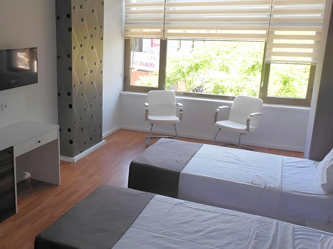 Bedroom 2, Grand Antalya Hotel, Antalya