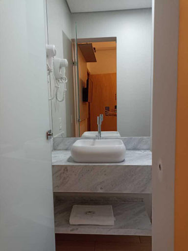 Bathroom 4, PREMIUM HOTEL FRUTAL, Frutal