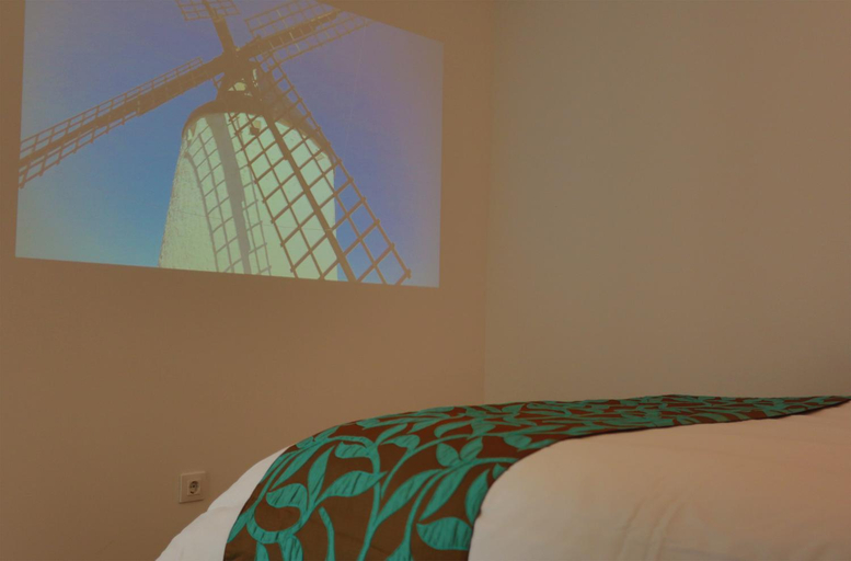 Bedroom 2, SG ROOMS, Toledo