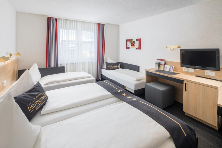 Bedroom 2, 4-Lander-Hotel Deutschmann, Bregenz