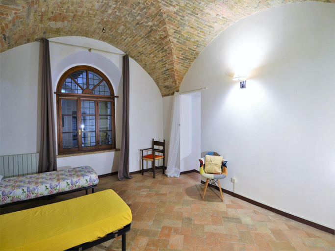 Bedroom 2, Apartment in Umbria with shared pool, Perugia