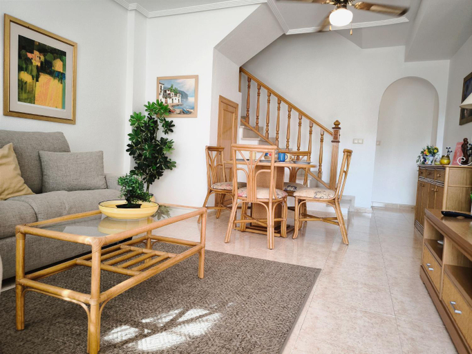 Food & Drinks 4, Beautiful Bungalow overlooking the beach, Alicante