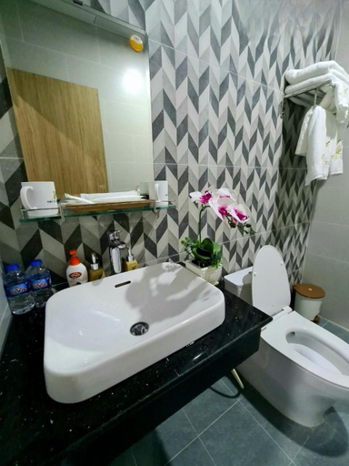 Bathroom, THƯ LÊ HOTEL, Cao Lanh