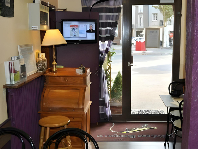 Others 5, Hotel des Remparts, Lot-et-Garonne