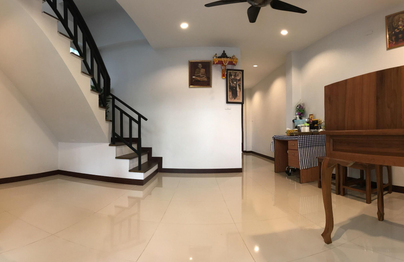 Public Area 1, Baan Chaisri, Muang Chiang Mai