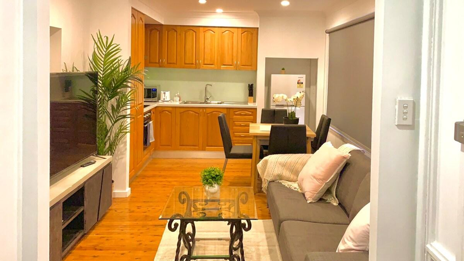 Others 4, St Marys Affordable 5 Br cozy House, Penrith - East