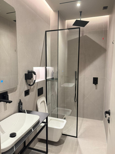 Bathroom 3, South Inn Hotel, Vlorës