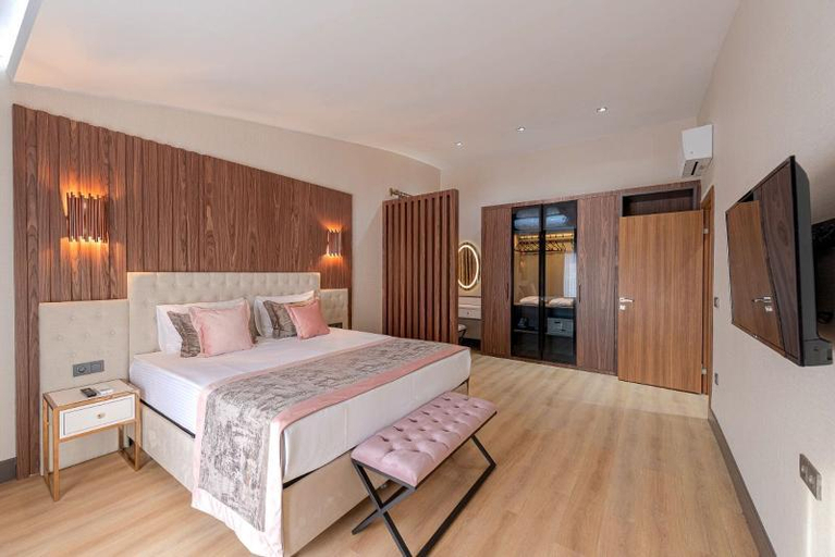 Bedroom, Sealife Royal Suites, Antalya