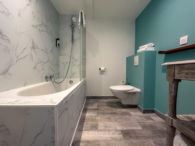 Bathroom 4, Hotel de la Bourse, Sure Hotel Collection by Best Western, Haut-Rhin
