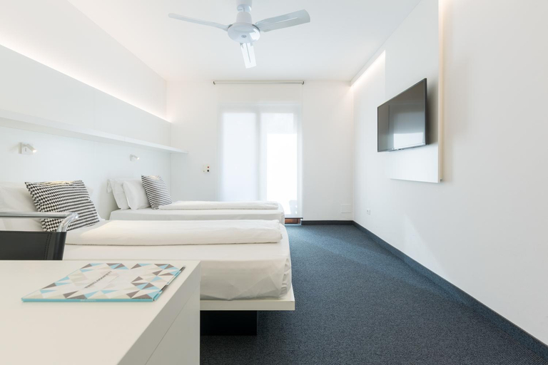 Bedroom, Hotel Santoni, Trento