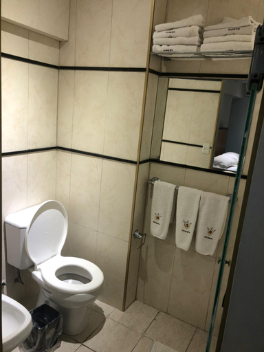 Bathroom 3, Hotel Athos, Distrito Federal