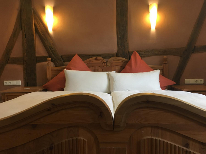 Bedroom 2, Fachwerk-Hotel Eisenbart, Göttingen