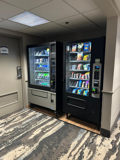 Food & Drinks 5, Baymont by Wyndham Columbia, MO, Boone