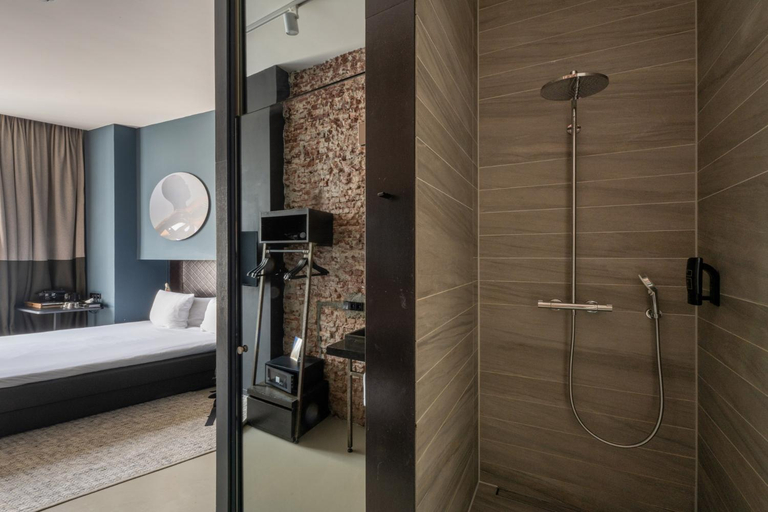 Bathroom 4, PH Hotel Oosteinde, Amsterdam