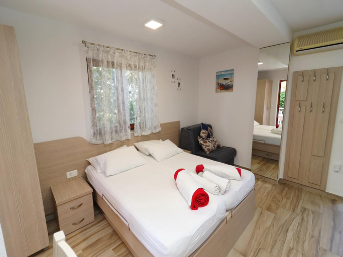 Bedroom 2, Seaside Apartments Hrkac - Studio Apartment with Terrace and Sea View 3, Orebić