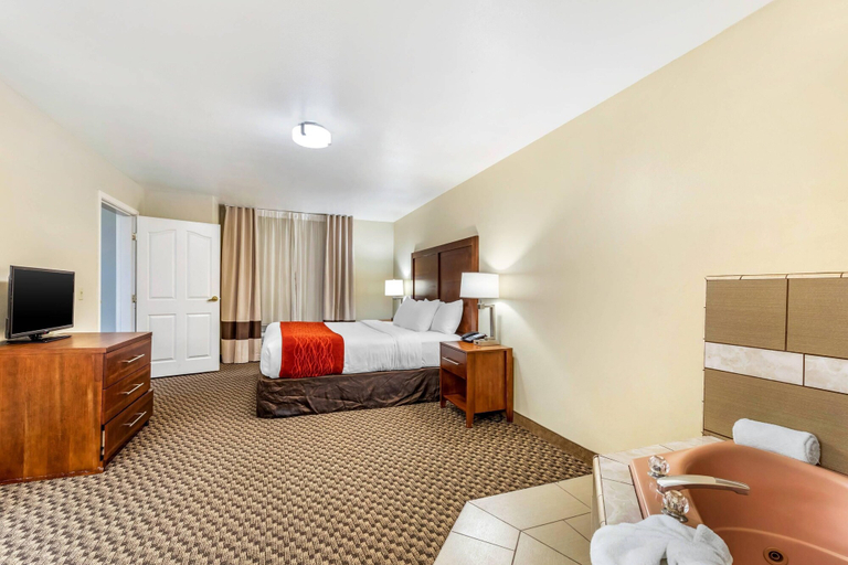 Bedroom 4, Comfort Inn & Suites Lancaster Antelope Valley, Los Angeles