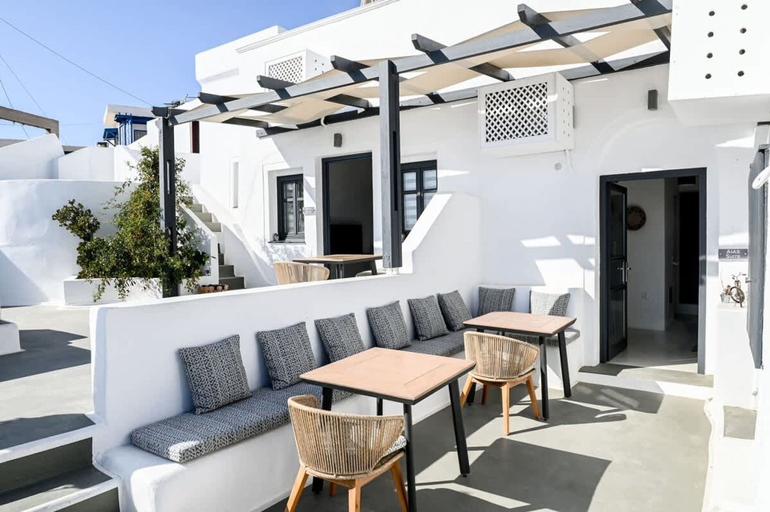 Room 5, Amphora Selene Seaview Getaway in Akrotiri, South Aegean