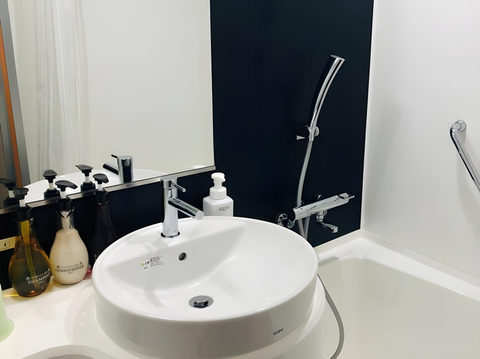 Bathroom 4, Cypress Garden Hotel, Nagoya
