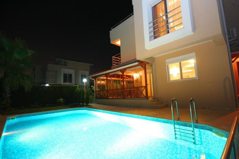 Sport & Beauty 3, Paradise Town Villa Marina, Serik