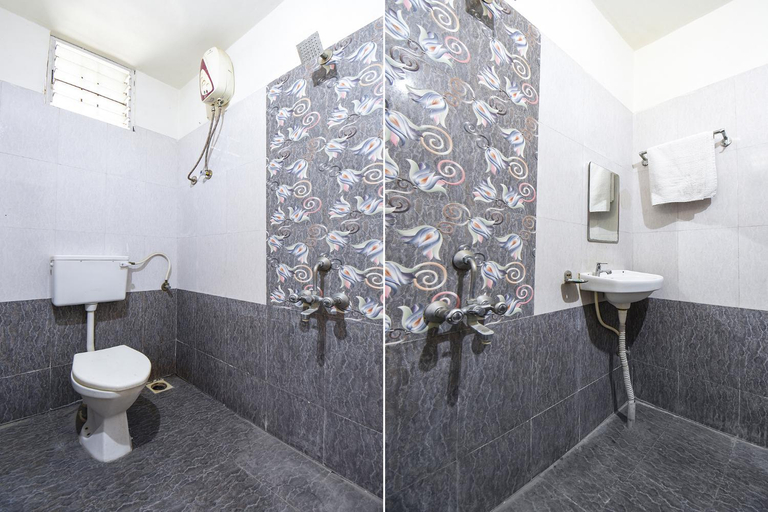 Bathroom 4, Via Comfort Executive - Nr. Phoenix Mall, Pune