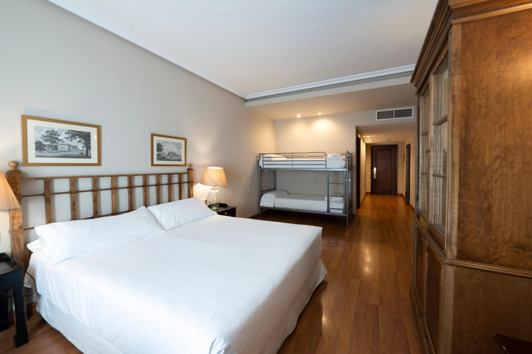 Bedroom 2, Barceló León Conde Luna, León