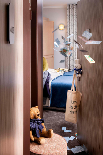 Bedroom 3, Jardins Eiffel, Paris