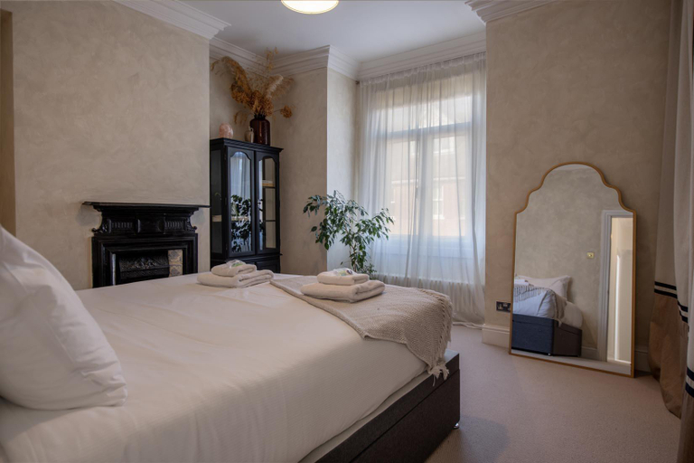 Bedroom 2, Sycamore House, York