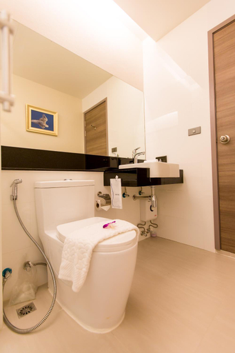 Bathroom 4, Rung Aroon Hotel By Le Siri, Muang Chiang Mai