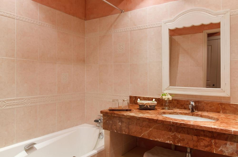 Bathroom 3, Mas de Fauchon - Teritoria, Bouches-du-Rhône