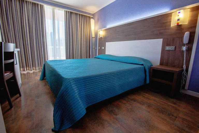Bedroom, Hôtel Le Quetzal, Hérault