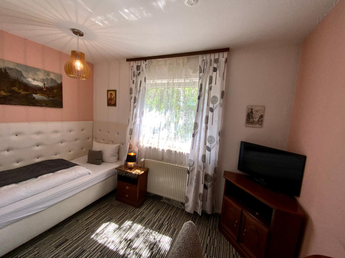 Bedroom 3, Hotel Attaché Frankfurt Airport Raunheim, Groß-Gerau