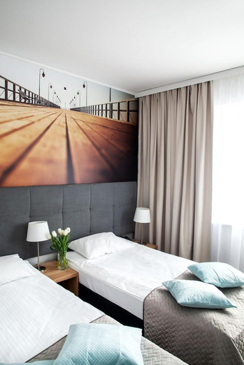 Bedroom 2, Baltic Hotel, Gdynia