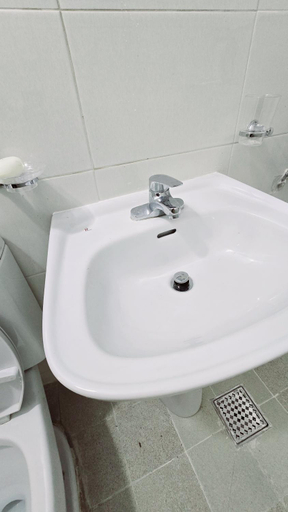 Bathroom 2, Time Stay, Jung