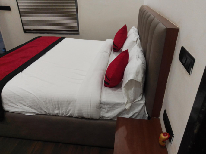 Bedroom 3, RBS HOTEL AND LAWN, Gonda