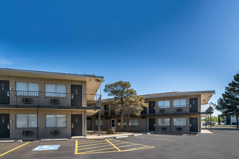 Others 5, Rodeway Inn Midland South, Midland