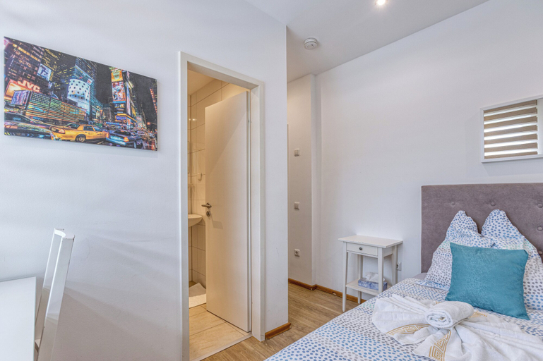 Bedroom 3, Touch Down Motel, Rhein-Sieg-Kreis