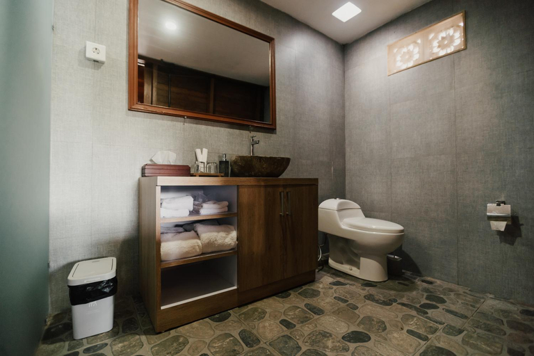 Bathroom 3, Gama's Villa Tabanan, Tabanan