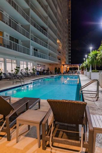Others 4, 1Bd Apt with Free Parking and Amazing View, Miami-Dade