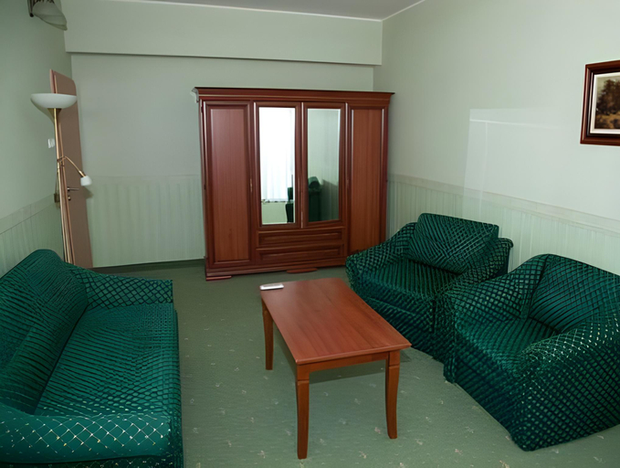 Others 4, Konig Hotel, Nagykanizsai/Zalakaros