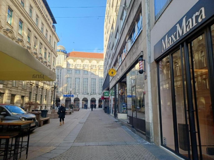 Others 4, Main square apartments 1, Zagreb