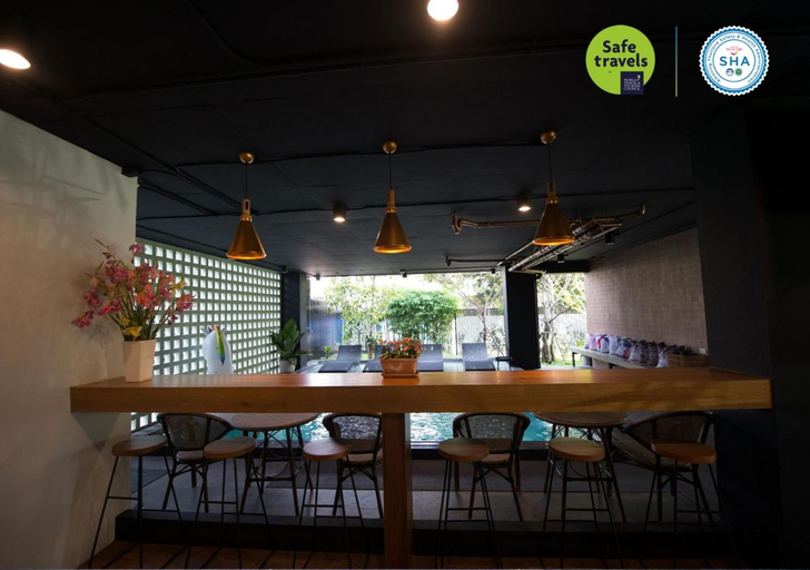 Food & Drinks 3, Echo hotel Chiangmai, Muang Chiang Mai