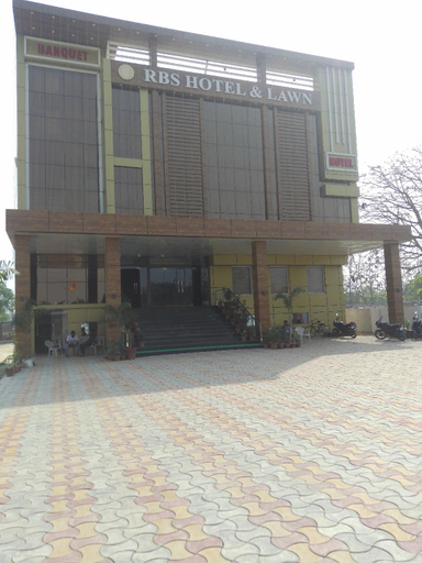Exterior & Views 4, RBS HOTEL AND LAWN, Gonda